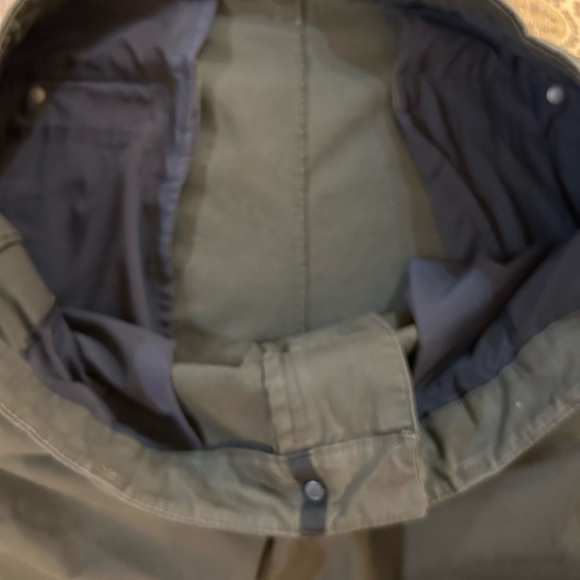 Lululemon Commission Pant
Slim Warpstreme 
Olive Green - Picture 6 of 8